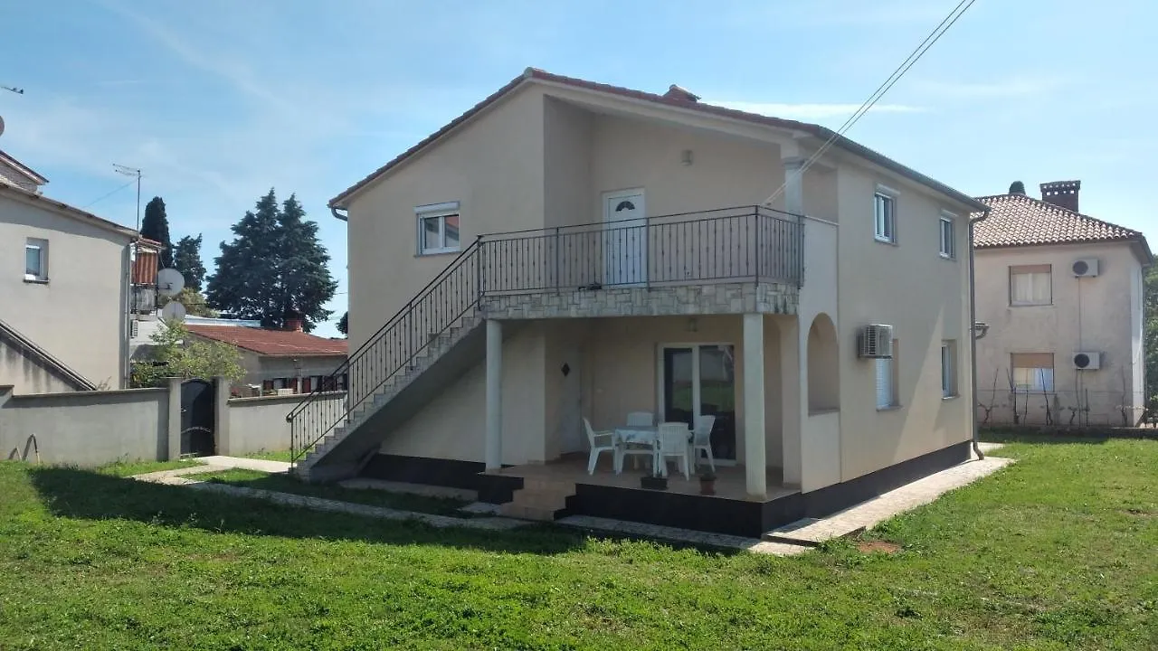 Apartman Ana Pula Croacia